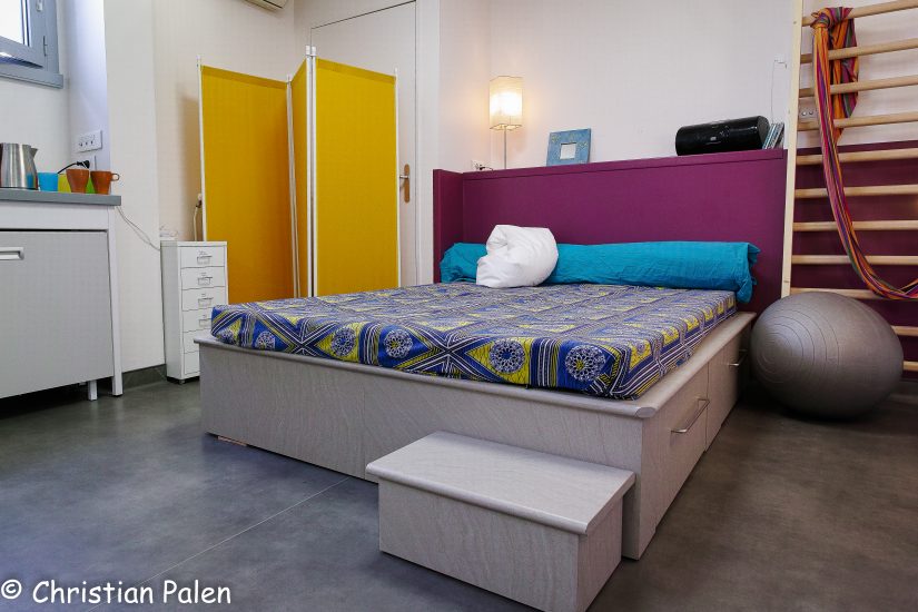 Des accouchements non médicalisés… mais encadrés 2