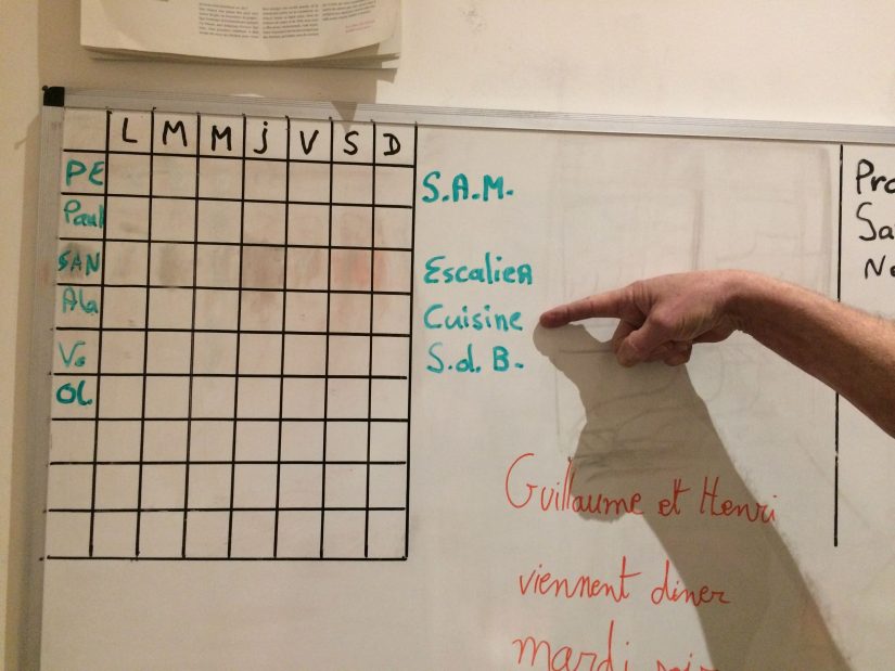 Mieux que le foyer, la coloc entre sans-abris et jeunes actifs 3