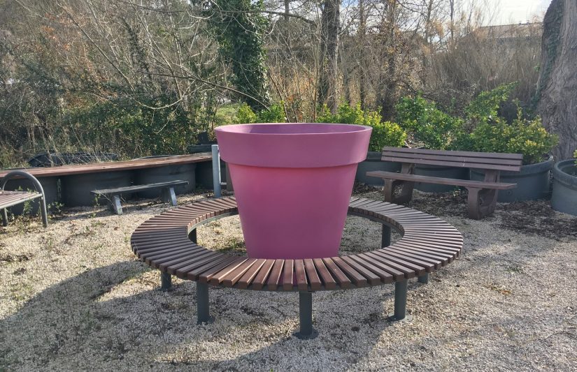 Recycler le plastique dans du mobilier urbain 4