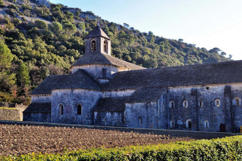 En mauvais état, l’abbaye de Sénanque en appelle aux dons 3