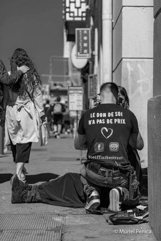 Kevin Ortega, le coiffeur solidaire des sans-abris 3