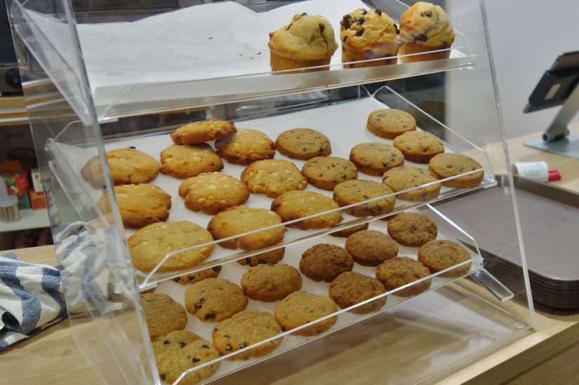 Du pain invendu recyclé en cookies anti-gaspi 1