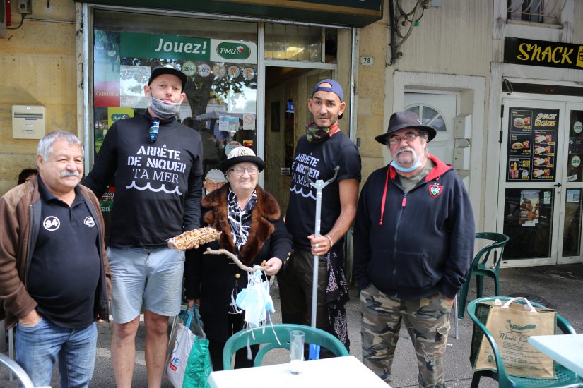 L’Escargot Anglais à l'assaut des masques balancés dans la nature 3