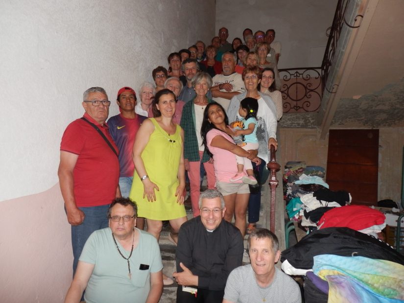 Tarascon, son curé, ses Équatoriens et ses cours de français 3