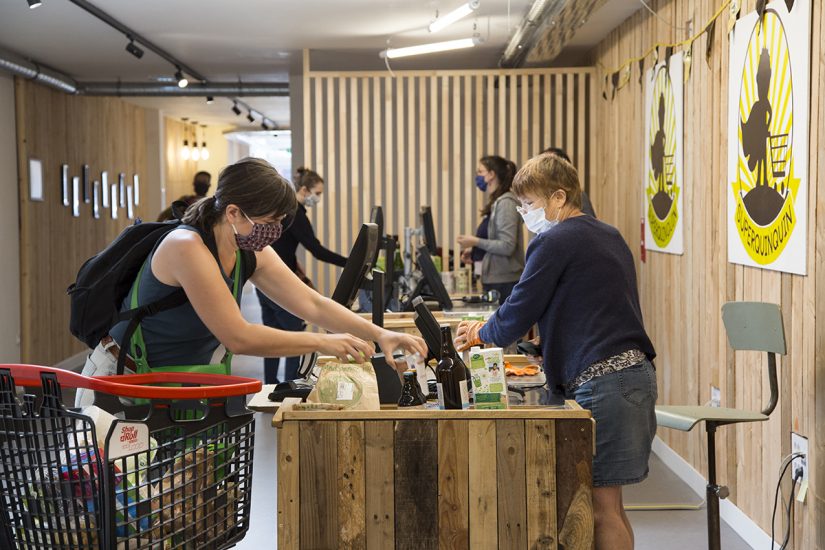 Superquinquin à Lille : l’épicerie où le client est à la fois acheteur et vendeur 2