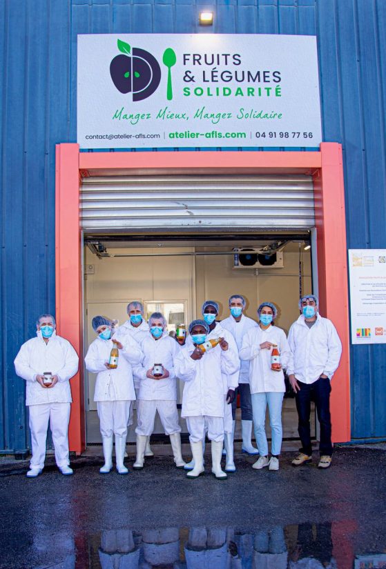 Fruits et légumes solidaires au MIN de Marseille 1