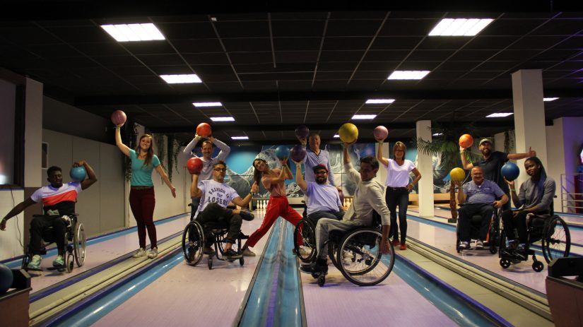 Handicapé oui, mais bien entouré ! 4