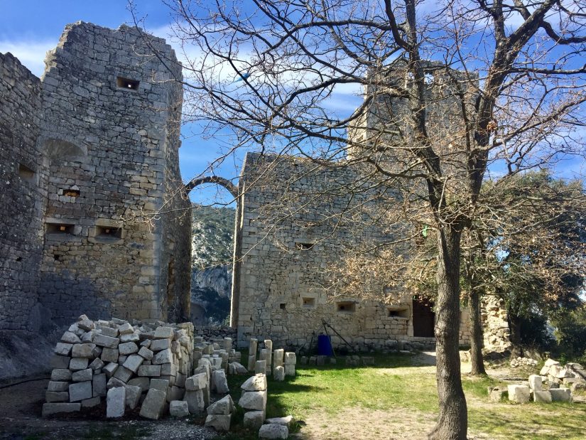 La forteresse d’Oppède-le-Vieux sous la bonne garde d’amoureux du patrimoine 6