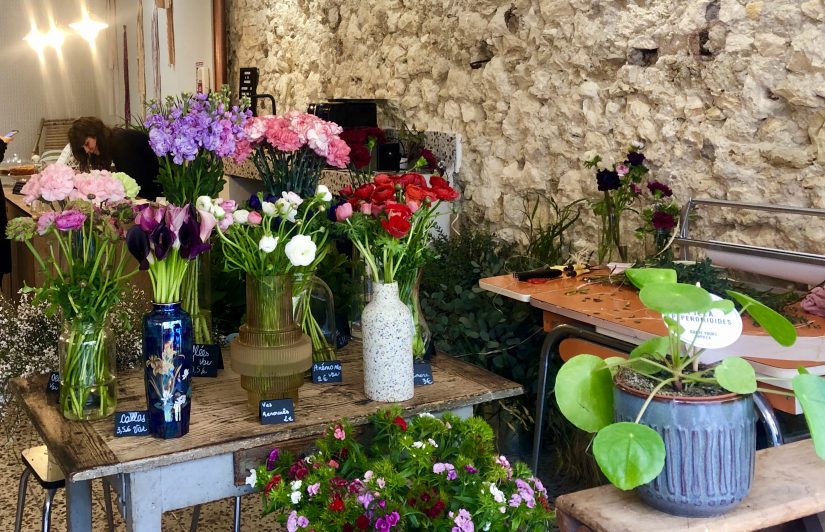 Comme pour les légumes#2, achète des fleurs locales et de saison