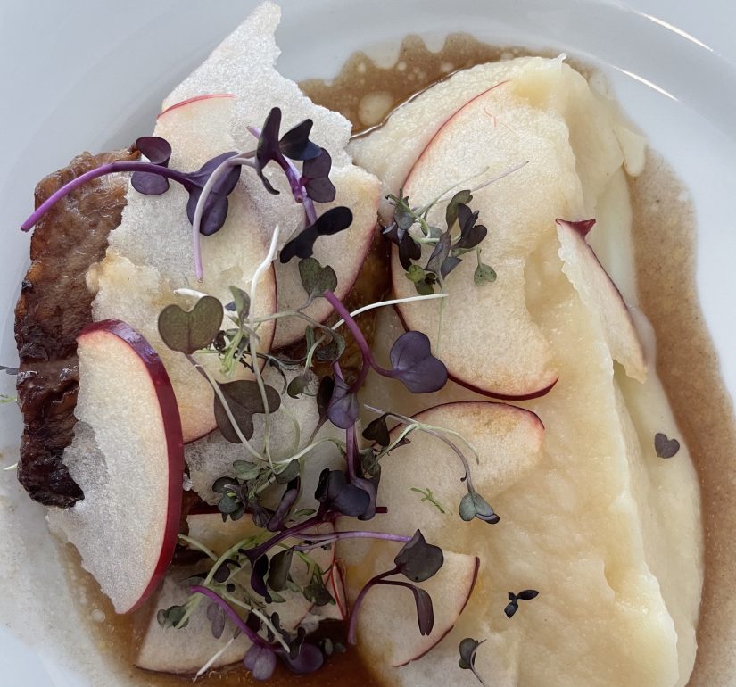 Fortunés et démunis à la même table gastronomique 6