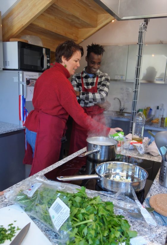 aide-refugie-heberge-hotel