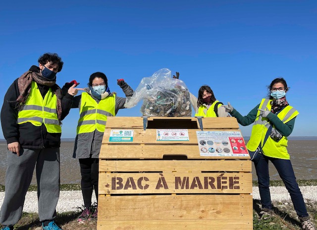 Un océan de déchets collectés dans les bacs à marée 4