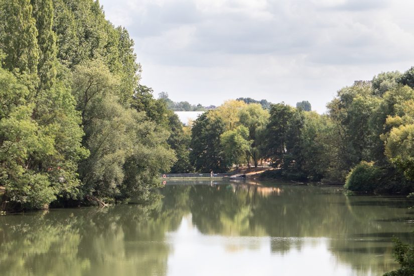 Avec la nouvelle scène du Green floor, le Cabaret s'installe au plus près de la nature, en venant sur la Meuse. ©E.Jupinet