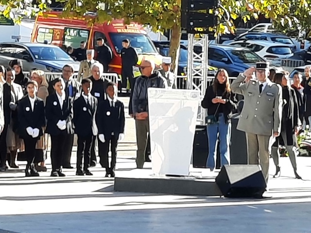 Une école des porte-drapeaux pour… transmettre la mémoire ! 1