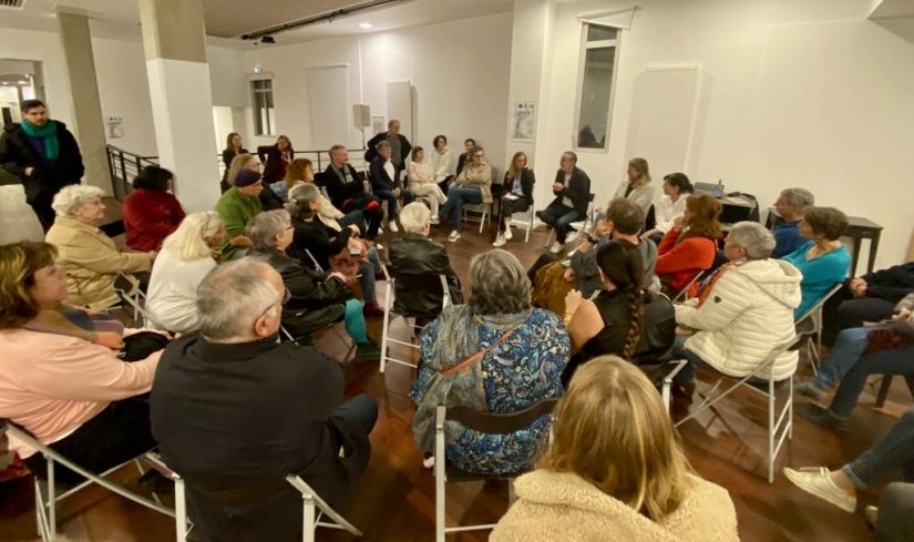 "À la paix" : après la pièce, la causerie !