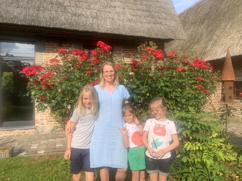 Clothilde Ryckebusch considère que Sacha s’est particulièrement intégrée à sa famille d’accueil estivale. « Ils ont des relations de frères et sœurs, jouent ensemble et se disputent tout de suite après ».