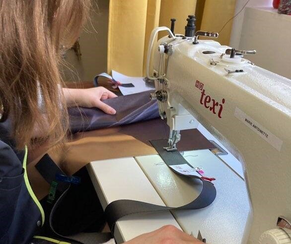 Grâce aux bâches publicitaires et liners de piscine, l’affaire est dans le sac 2