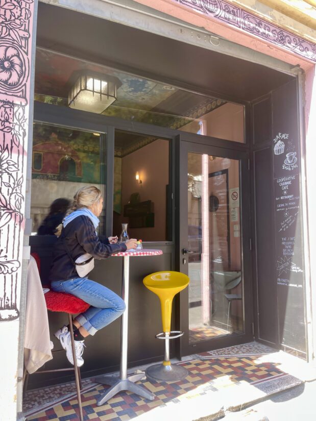 Pour le sauver, des clients achètent leur restaurant 5