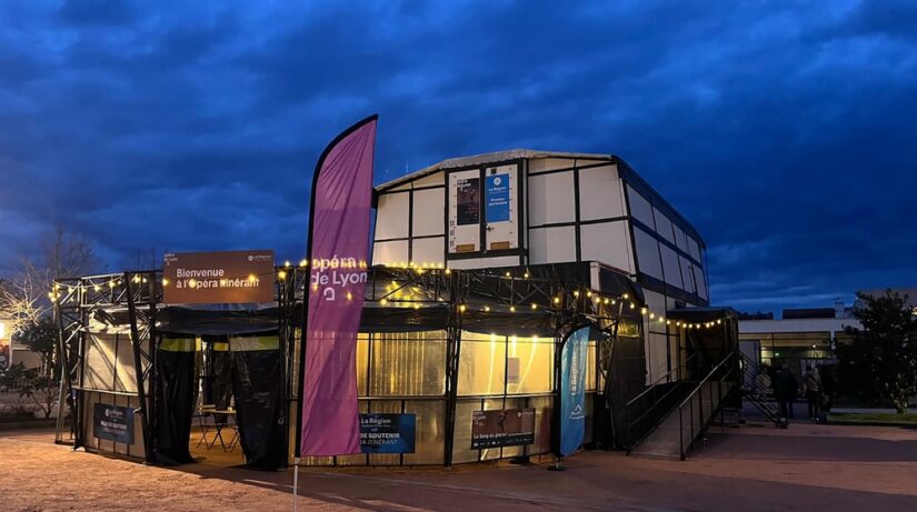 camion-theatre-yann-frisch-absente