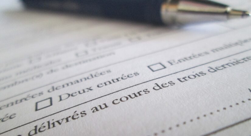 demarche-administrative-mairie-marseille-france