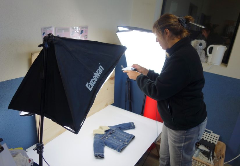 salopette-petit-col-esat-pierres-fauves