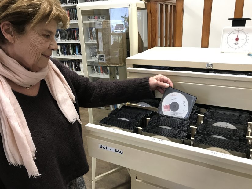 Présidente de la Bibliothèque Sonore de Marseille depuis 17 ans, Elisabeth Mattéi