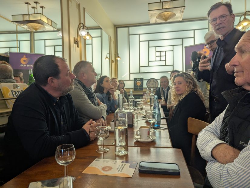 Chacun apporte sa pierre à l’édifice, qu’il ait connu des difficultés ou pas.